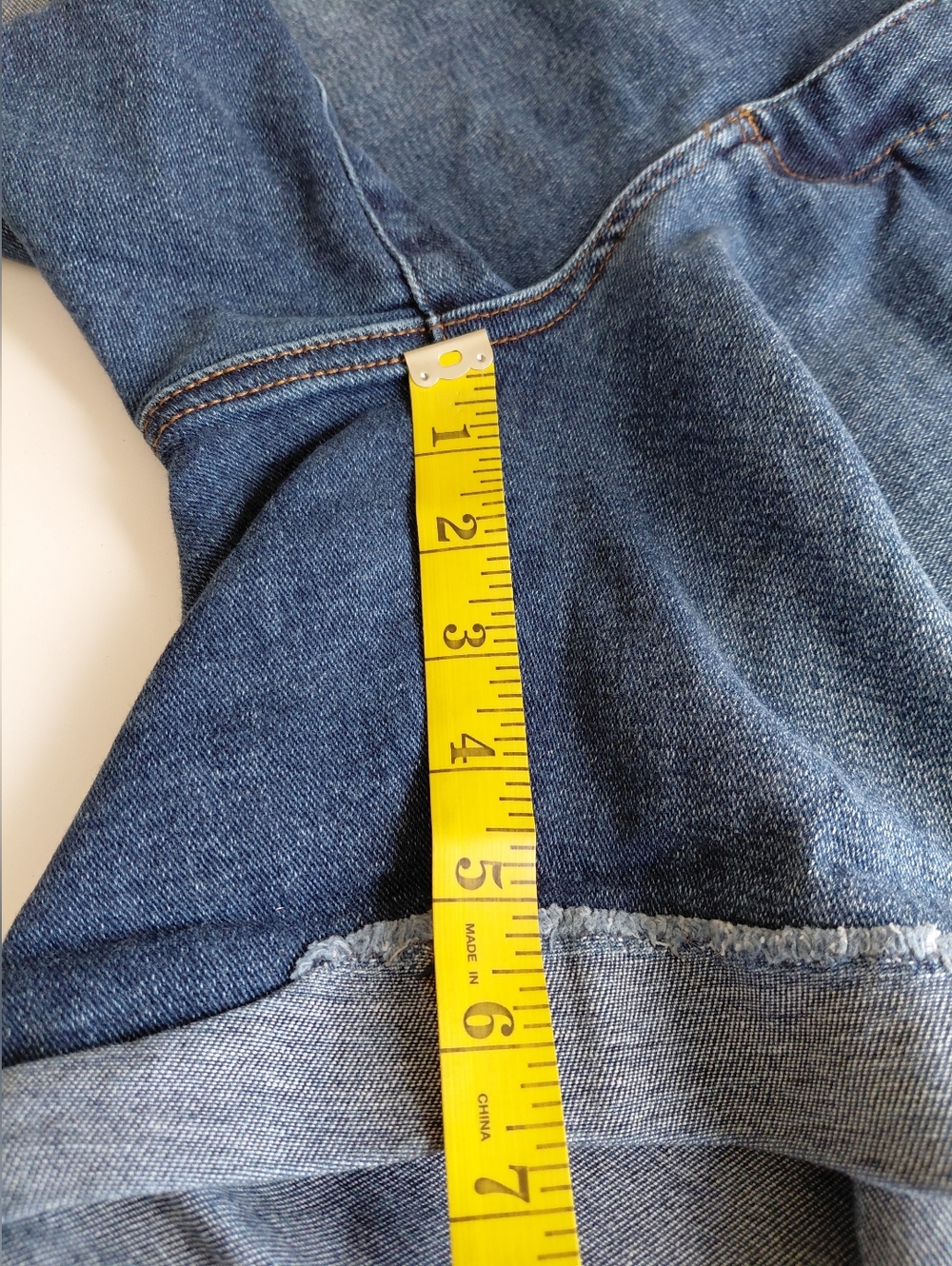 kut From The Kloth- Women's 20W Blue Denim Boyfriend Short. Stretch - Picture 7 of 10